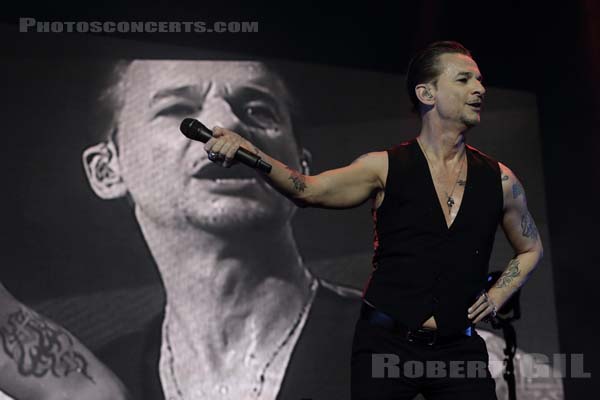 DEPECHE MODE - 2018-07-21 - PARIS - Hippodrome de Longchamp - Main Stage 1 - 